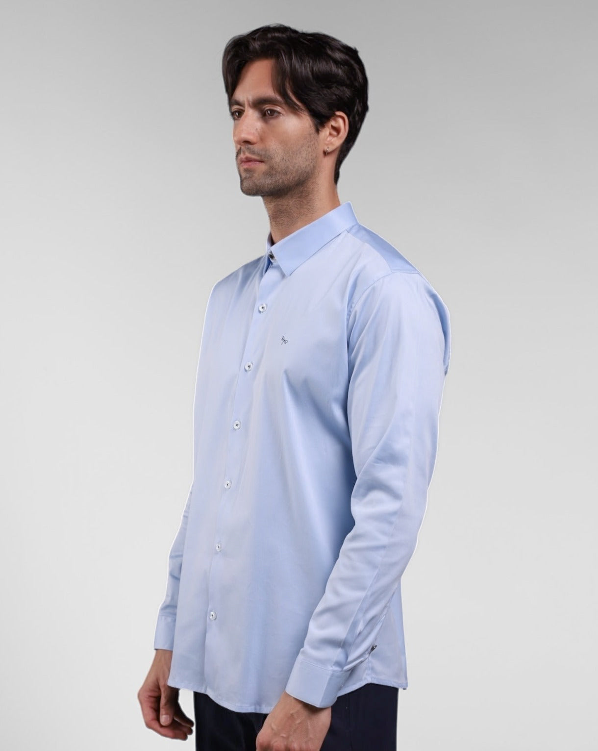 CAMISA DE ALGODÓN BABY BLUE (Modern Fit)