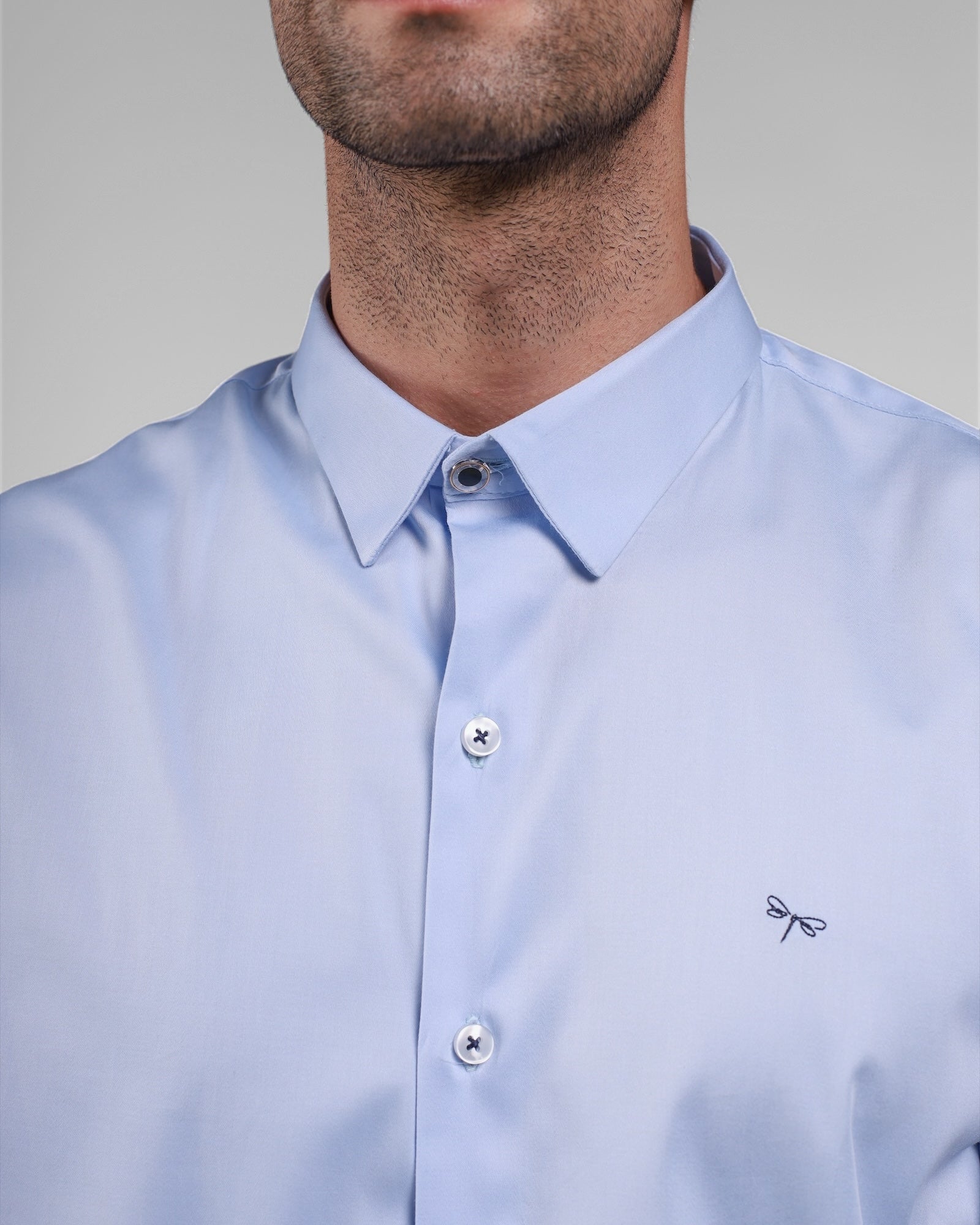 CAMISA DE ALGODÓN BABY BLUE (Modern Fit)